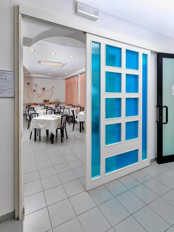 Albergo Gloria Bellaria-Igea Marina 2*,